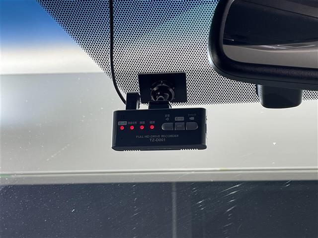 ヴェルファイア 2.5Z Gエディション 禁煙車/純正10型ナビ/フリップダウンモニター/バックカメラ/フルセグTV/パワーバックドア/ハンドルヒーター/クルーズコントロール/ハーフレザーシート/トヨタセーフティセンス/両側電動スライドドア(8枚目)