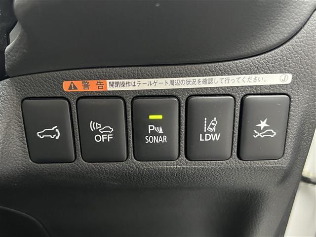 アウトランダーPHEV Gプラスパッケージ 禁煙車/純正ナビ/全方位カメラ/ハーフレザーシート/パワーシート/シートヒーター/ステアリングヒーター/パワーバックドア/LEDヘッドライト/ETC/Bluetooth/CD/DVD/USB/フルセグ(10枚目)