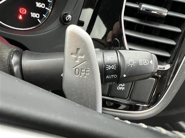 アウトランダーPHEV Gプラスパッケージ 禁煙車/純正ナビ/全方位カメラ/ハーフレザーシート/パワーシート/シートヒーター/ステアリングヒーター/パワーバックドア/LEDヘッドライト/ETC/Bluetooth/CD/DVD/USB/フルセグ(18枚目)