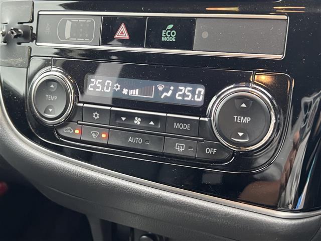 アウトランダーPHEV Gプラスパッケージ 禁煙車/純正ナビ/全方位カメラ/ハーフレザーシート/パワーシート/シートヒーター/ステアリングヒーター/パワーバックドア/LEDヘッドライト/ETC/Bluetooth/CD/DVD/USB/フルセグ(19枚目)