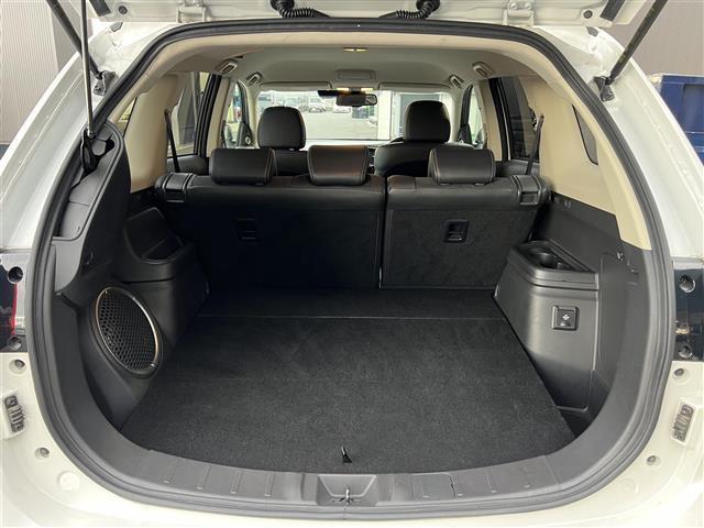 アウトランダーPHEV Gプラスパッケージ 禁煙車/純正ナビ/全方位カメラ/ハーフレザーシート/パワーシート/シートヒーター/ステアリングヒーター/パワーバックドア/LEDヘッドライト/ETC/Bluetooth/CD/DVD/USB/フルセグ(27枚目)