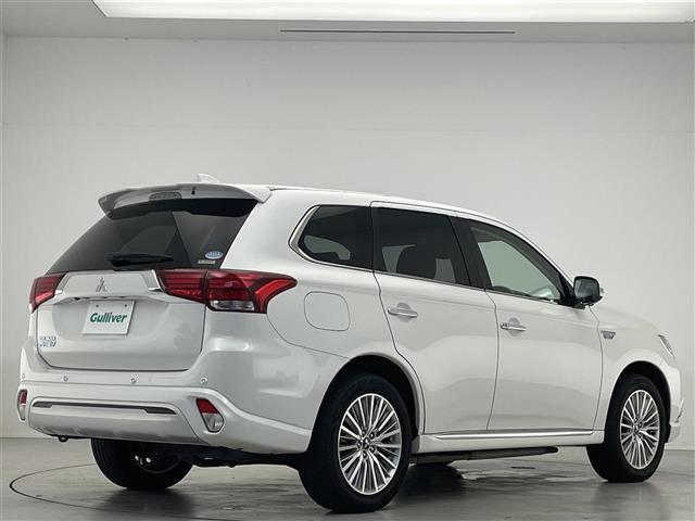 アウトランダーPHEV Gプラスパッケージ 禁煙車/純正ナビ/全方位カメラ/ハーフレザーシート/パワーシート/シートヒーター/ステアリングヒーター/パワーバックドア/LEDヘッドライト/ETC/Bluetooth/CD/DVD/USB/フルセグ(37枚目)
