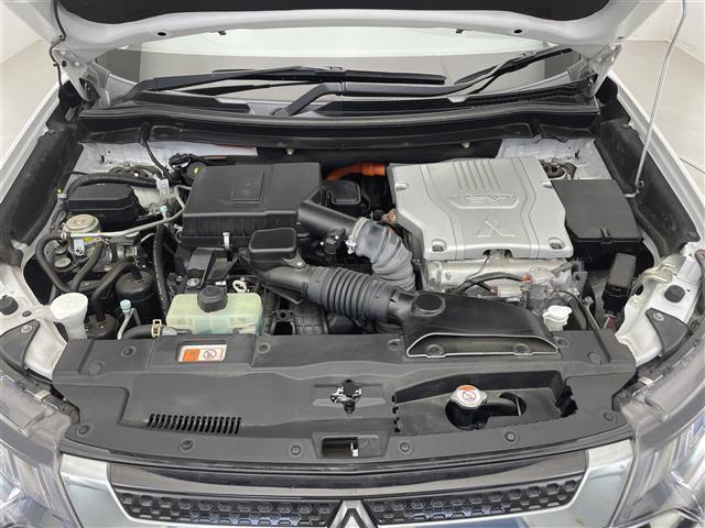 アウトランダーPHEV Gプラスパッケージ 禁煙車/純正ナビ/全方位カメラ/ハーフレザーシート/パワーシート/シートヒーター/ステアリングヒーター/パワーバックドア/LEDヘッドライト/ETC/Bluetooth/CD/DVD/USB/フルセグ(38枚目)