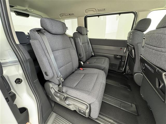 ステップワゴン e:HEVエアー EX 登録済未使用車/11.4インチ純正メモリーナビ/バックカメラ/シートヒーター/2列目オットマン/両側パワースライドドア/パワーリアゲート/BSM/Bluetooth/CD/DVD/USB/フルセグ(23枚目)