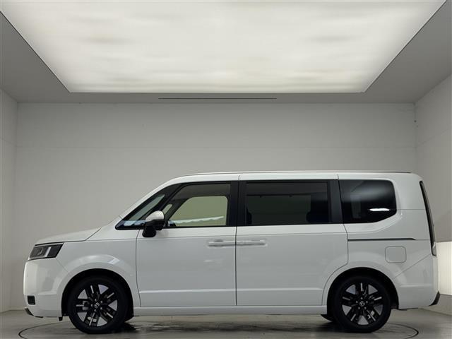 ステップワゴン e:HEVエアー EX 登録済未使用車/11.4インチ純正メモリーナビ/バックカメラ/シートヒーター/2列目オットマン/両側パワースライドドア/パワーリアゲート/BSM/Bluetooth/CD/DVD/USB/フルセグ(32枚目)