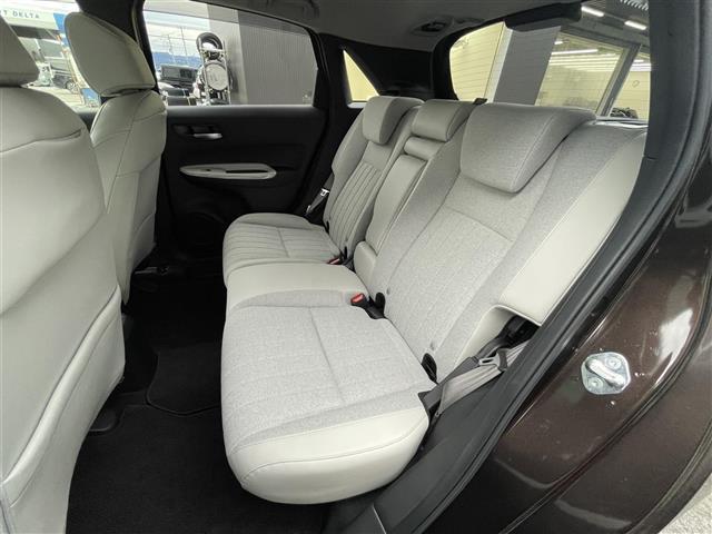 フィット e:HEVホーム 禁煙車/純正9型ナビ/ハーフレザーシート/追従クルーズコントロール/レーンキープアシスト/バックカメラ/クリアランスソナー/LED/オートハイビームビルトインETC/ドライブレコーダー(24枚目)