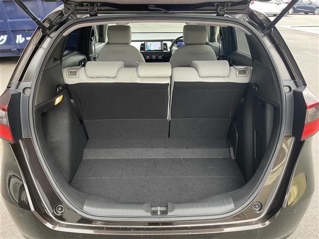 フィット e:HEVホーム 禁煙車/純正9型ナビ/ハーフレザーシート/追従クルーズコントロール/レーンキープアシスト/バックカメラ/クリアランスソナー/LED/オートハイビームビルトインETC/ドライブレコーダー(25枚目)