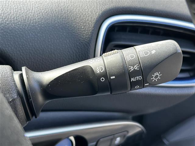 プリウス Sツーリングセレクション 禁煙車/純正9型ナビ/バックカメラ/追従クルーズコントロール/レーンディパーチャーアラート/LED/オートマチックハイビーム/TRDエアロ/合皮シート/シートヒーター/ビルトインETC2.0/ドラレコ(18枚目)