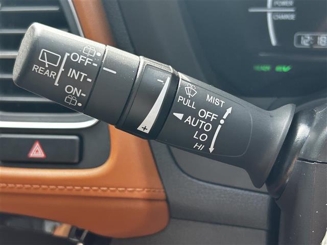 ヴェゼル ハイブリッドZ・ホンダセンシング 禁煙車/純正8型ナビ/ハーフレザーシート/バックカメラ/レーンキープアシスト/追従クルーズコントロール/LEDヘッドライト/オートライト/シートヒーター/ビルトインETC/ドライブレコーダー(17枚目)