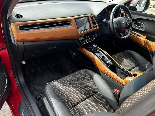 ヴェゼル ハイブリッドZ・ホンダセンシング 禁煙車/純正8型ナビ/ハーフレザーシート/バックカメラ/レーンキープアシスト/追従クルーズコントロール/LEDヘッドライト/オートライト/シートヒーター/ビルトインETC/ドライブレコーダー(21枚目)