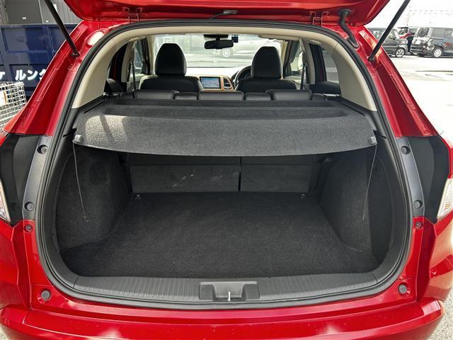 ヴェゼル ハイブリッドZ・ホンダセンシング 禁煙車/純正8型ナビ/ハーフレザーシート/バックカメラ/レーンキープアシスト/追従クルーズコントロール/LEDヘッドライト/オートライト/シートヒーター/ビルトインETC/ドライブレコーダー(25枚目)