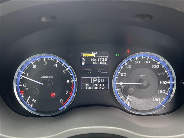 レヴォーグ １．６ＧＴ－Ｓアイサイト　禁煙車／純正ＳＤナビ／追従クルーズコントロール／パワーシート／レーンキープアシスト／ダウンヒルアシスト／純正１８ＡＷ／ＢＳＭ／ＬＥＤライト／スマートキー／Ｂｌｕｅｔｏｏｔｈ／バックカメラ／フルセグ（12枚目）