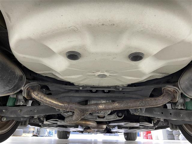 レヴォーグ １．６ＧＴ－Ｓアイサイト　禁煙車／純正ＳＤナビ／追従クルーズコントロール／パワーシート／レーンキープアシスト／ダウンヒルアシスト／純正１８ＡＷ／ＢＳＭ／ＬＥＤライト／スマートキー／Ｂｌｕｅｔｏｏｔｈ／バックカメラ／フルセグ（38枚目）