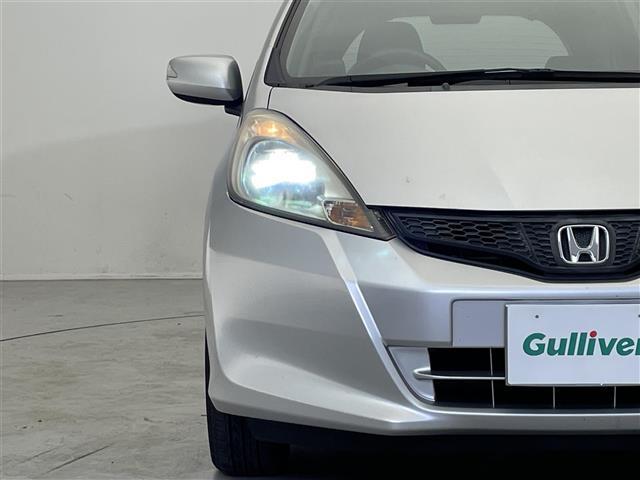 フィット 13G・スマートセレクション ファインスタイル 純正ディスプレイオーディオ/USB/SD/CD/ワンセグ/ビルトインETC/バックカメラ/ステアリングスイッチ/オートライト/パワーステアリング/フロントデフロスター/スマートキー/ドアバイザー(23枚目)