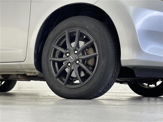 フィット 13G・スマートセレクション ファインスタイル 純正ディスプレイオーディオ/USB/SD/CD/ワンセグ/ビルトインETC/バックカメラ/ステアリングスイッチ/オートライト/パワーステアリング/フロントデフロスター/スマートキー/ドアバイザー(24枚目)