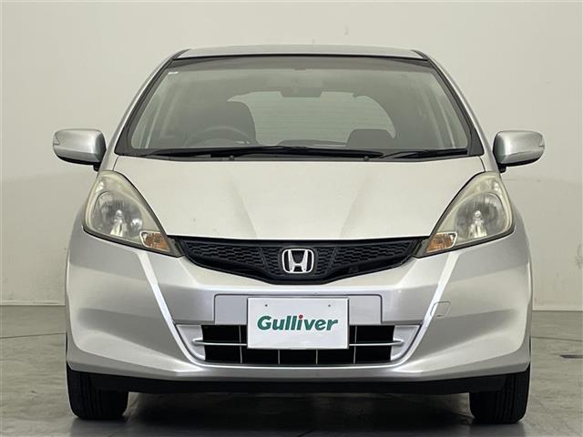 フィット 13G・スマートセレクション ファインスタイル 純正ディスプレイオーディオ/USB/SD/CD/ワンセグ/ビルトインETC/バックカメラ/ステアリングスイッチ/オートライト/パワーステアリング/フロントデフロスター/スマートキー/ドアバイザー(25枚目)