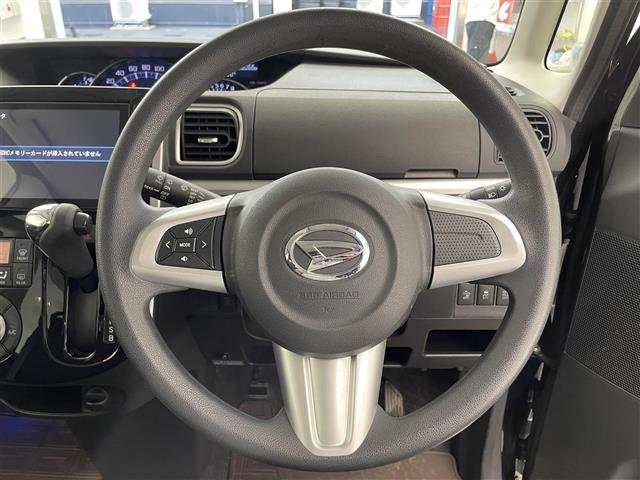 タント カスタムRS トップエディションSAII 禁煙車/純正SDナビ/バックカメラ/両側パワースライドドア/純正LEDライト/ハーフレザーシート/スマートキー/プッシュスタート/Bluetooth/CD/DVD/USB/フルセグ(5枚目)