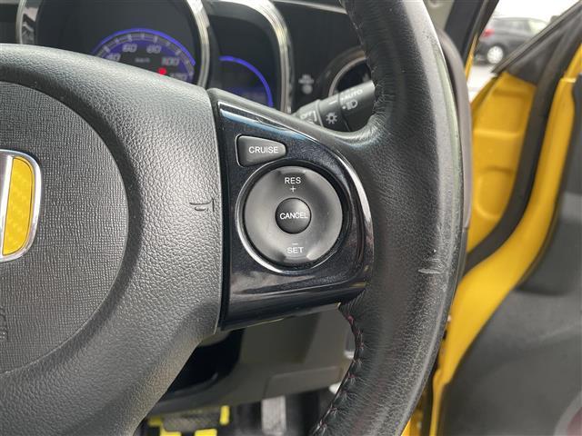 N-ONE プレミアム ツアラー・Lパッケージ 純正ディスプレイオーディオ/バックカメラ/クルーズコントロール/純正アルミホイール/オートライト/プッシュスタート/ETC/スマートキー/ステアリングリモコン/MTモード付AT/横滑り防止機能(17枚目)