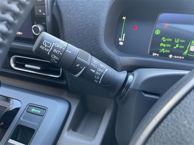 フリード e:HEVエアー EX 登録済未使用車/純正9インチナビ/ホンダセンシング/バックカメラ/クルーズコントロール/ハーフレザーシート/シートヒーター/電子パーキング ブラインドスポットモニター/純正アルミホイール(12枚目)