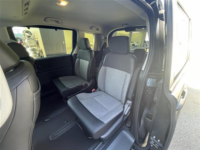 フリード e:HEVエアー EX 登録済未使用車/純正9インチナビ/ホンダセンシング/バックカメラ/クルーズコントロール/ハーフレザーシート/シートヒーター/電子パーキング ブラインドスポットモニター/純正アルミホイール(22枚目)