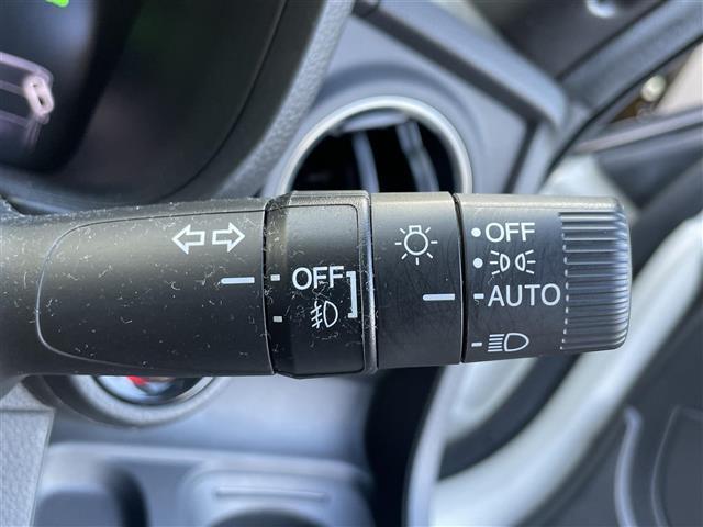 N-ONE プレミアム ツアラー 純正7インチナビ/ホンダセンシング/バックカメラ/電子パーキング/オートブレーキホールド/ハーフレザーシート/シートヒーター/ETC/オートライト/オートハイビーム/MTモード付AT(10枚目)