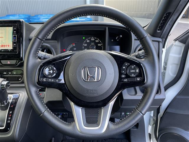 N-ONE プレミアム ツアラー 純正7インチナビ/ホンダセンシング/バックカメラ/電子パーキング/オートブレーキホールド/ハーフレザーシート/シートヒーター/ETC/オートライト/オートハイビーム/MTモード付AT(16枚目)