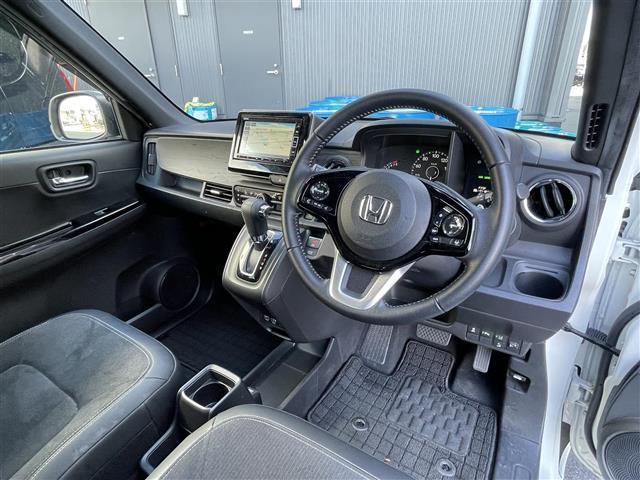 N-ONE プレミアム ツアラー 純正7インチナビ/ホンダセンシング/バックカメラ/電子パーキング/オートブレーキホールド/ハーフレザーシート/シートヒーター/ETC/オートライト/オートハイビーム/MTモード付AT(18枚目)