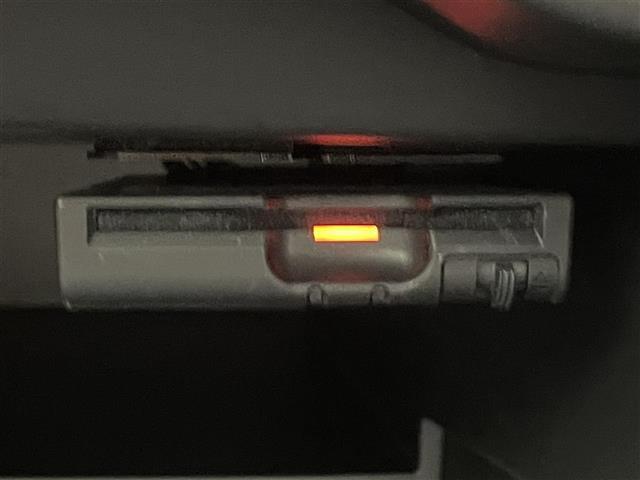 ノート メダリスト X Vセレクション+セーフティII 禁煙車/純正ナビ/ハーフレザーシート/全方位カメラ/クリアランスソナー/レーンキープアシスト/衝突軽減ブレーキ/LEDヘッドライト/オートライト/プッシュスタート/スマートキー(5枚目)