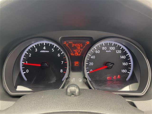 ノート メダリスト X Vセレクション+セーフティII 禁煙車/純正ナビ/ハーフレザーシート/全方位カメラ/クリアランスソナー/レーンキープアシスト/衝突軽減ブレーキ/LEDヘッドライト/オートライト/プッシュスタート/スマートキー(9枚目)