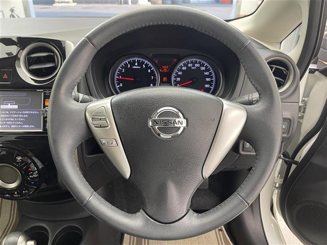 ノート メダリスト X Vセレクション+セーフティII 禁煙車/純正ナビ/ハーフレザーシート/全方位カメラ/クリアランスソナー/レーンキープアシスト/衝突軽減ブレーキ/LEDヘッドライト/オートライト/プッシュスタート/スマートキー(10枚目)