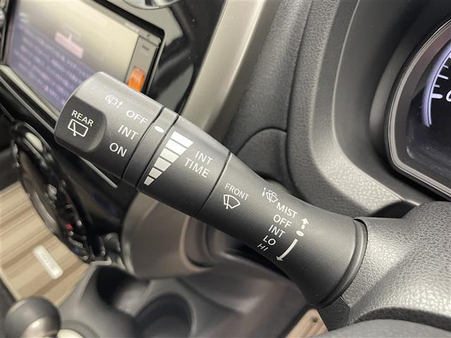 ノート メダリスト X Vセレクション+セーフティII 禁煙車/純正ナビ/ハーフレザーシート/全方位カメラ/クリアランスソナー/レーンキープアシスト/衝突軽減ブレーキ/LEDヘッドライト/オートライト/プッシュスタート/スマートキー(12枚目)