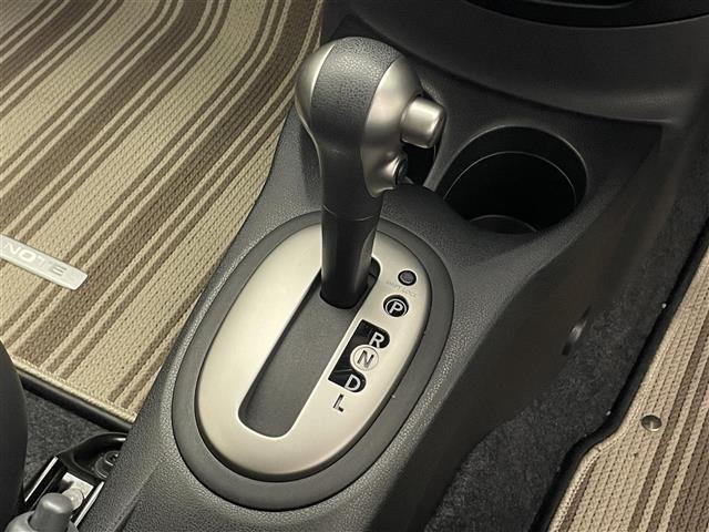 ノート メダリスト X Vセレクション+セーフティII 禁煙車/純正ナビ/ハーフレザーシート/全方位カメラ/クリアランスソナー/レーンキープアシスト/衝突軽減ブレーキ/LEDヘッドライト/オートライト/プッシュスタート/スマートキー(15枚目)
