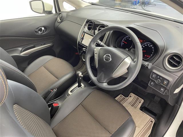 ノート メダリスト X Vセレクション+セーフティII 禁煙車/純正ナビ/ハーフレザーシート/全方位カメラ/クリアランスソナー/レーンキープアシスト/衝突軽減ブレーキ/LEDヘッドライト/オートライト/プッシュスタート/スマートキー(16枚目)