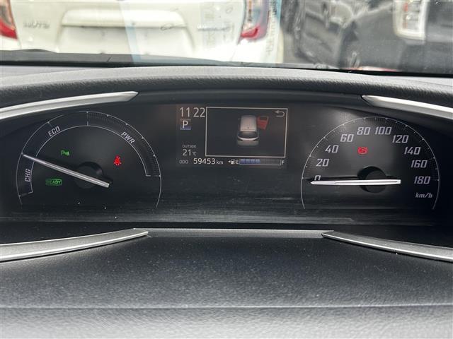 シエンタ ハイブリッドＧ　クエロ　純正９インチナビ／全方位カメラ／デジタルインナーミラー／ハーフレザーシート／シートヒーター／ステアリングヒーター／クルーズコントロール／両側パワースライドドア／ＥＴＣ／前後ドライブレコーダー（14枚目）