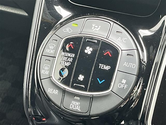 ノア Si ダブルバイビーII 禁煙車/純正10型ナビ/12型後席モニター/クルーズコントロール/ハーフレザーシート/LEDヘッドライト/両側電動スライドドア/バックカメラ/レーンキープアシスト/オートハイビーム/前後ソナー(18枚目)