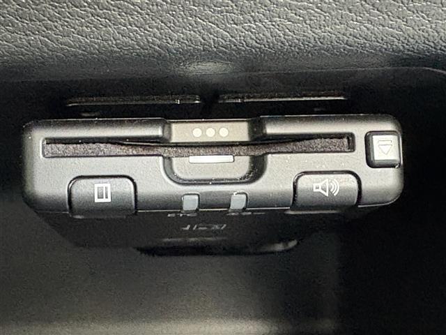 デイズ Ｘ　純正９インチナビ　Ｂｌｕｅｔｏｏｔｈ／ＳＤ／フルセグ／ＥＴＣ／全方位カメラ／コーナーセンサー／衝突軽減装置／ステアリングスイッチ／パワーステアリング／純正アルミホイール／オートライト／スマートキー（8枚目）