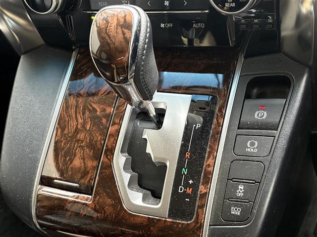 アルファード 2.5X 禁煙車/純正10型ナビ/純正フリップダウンモニター/両側パワースライドドア/レーダークルコン/クリアランスソナー/ブラインドスポットモニター/LED/オートハイビーム/デジタルインナーミラー/ETC(15枚目)