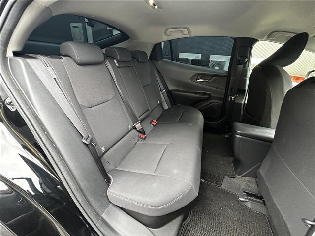 プリウス Ｇ　純正８インチナビ／全方位カメラ／モデリスタエアロ／追従クルーズコントロール／シートヒーター／純正１９インチアルミホイール／ＥＴＣ２．０／前後ドライブレコーダー／オートブレーキホールド／オートハイビーム（22枚目）