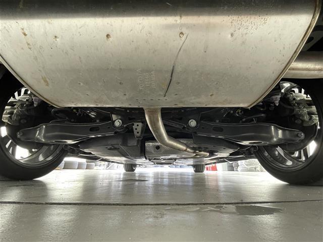 プリウス Ｇ　純正８インチナビ／全方位カメラ／モデリスタエアロ／追従クルーズコントロール／シートヒーター／純正１９インチアルミホイール／ＥＴＣ２．０／前後ドライブレコーダー／オートブレーキホールド／オートハイビーム（36枚目）