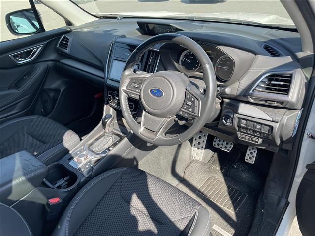 フォレスター プレミアム 禁煙車/純正ナビ/追従クルーズコントロール/ブラインドスポットモニター/バックカメラ/ETC/ステアリングスイッチ/ステアリングヒーター/ハーフレザーシート/シートヒーター/パワーシート/LEDライト(21枚目)