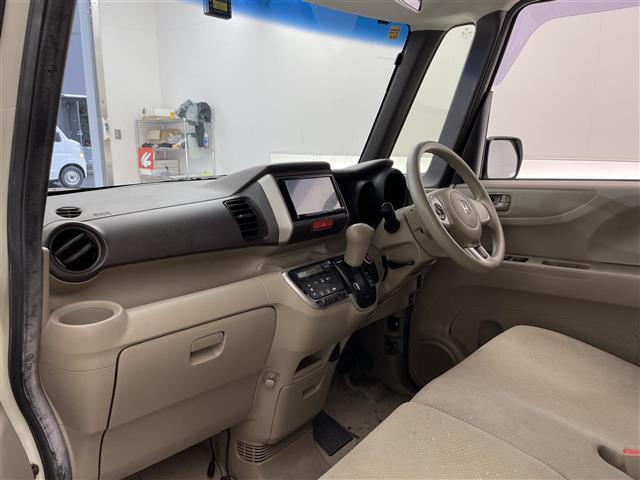 N-BOX G・Lパッケージ 社外7ナビ/Bluetooth/DVD/SD/USB/フルセグ/バックカメラ/ドライブレコーダー/パワースライドドア/パワーステアリング/パワーウインドウ/スマートキー/スペアキー/プッシュスタート(21枚目)