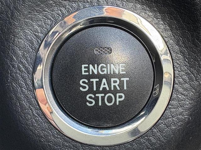 クラウン アスリート プレミアムエディション 純正8インチナビ/バックカメラ/電動リアゲート/クルーズコントロール/パワーシート/ステアリングリモコン/オートライト/アダプティブフロントライティングシステム/コーナーセンサー/ETC(12枚目)