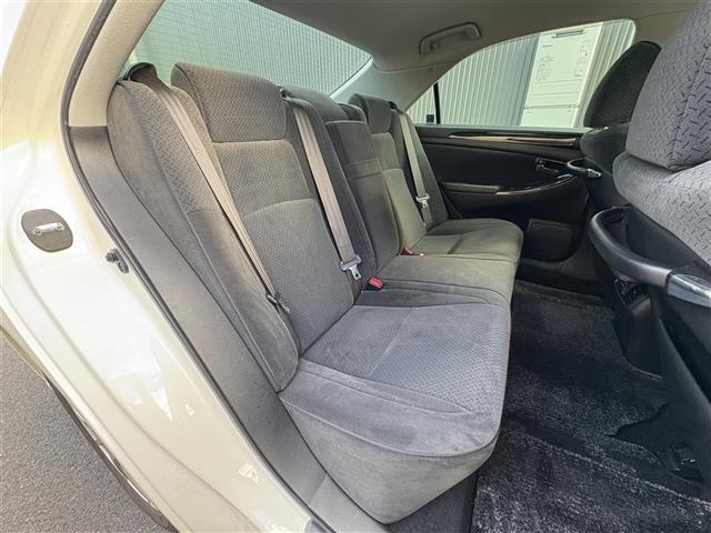 クラウン アスリート プレミアムエディション 純正8インチナビ/バックカメラ/電動リアゲート/クルーズコントロール/パワーシート/ステアリングリモコン/オートライト/アダプティブフロントライティングシステム/コーナーセンサー/ETC(21枚目)