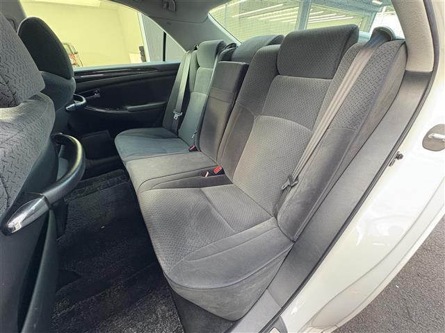 クラウン アスリート プレミアムエディション 純正8インチナビ/バックカメラ/電動リアゲート/クルーズコントロール/パワーシート/ステアリングリモコン/オートライト/アダプティブフロントライティングシステム/コーナーセンサー/ETC(22枚目)