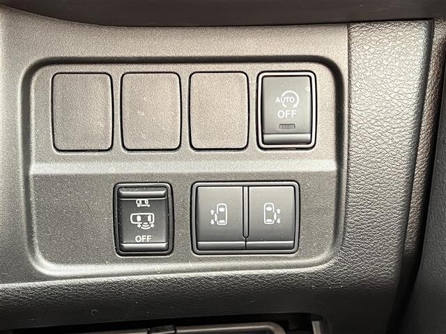 セレナ ハイウェイスター VセレクションII 禁煙車/純正9インチナビ/全方位カメラ/純正フリップダウンモニター/両側パワースライドドア/プロパイロット/クリアランスソナー/前後ドラレコ/LEDヘッドライト/ビルトインETC/プッシュスタート(12枚目)