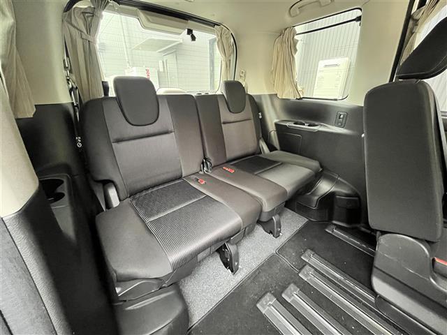 セレナ ハイウェイスター VセレクションII 禁煙車/純正9インチナビ/全方位カメラ/純正フリップダウンモニター/両側パワースライドドア/プロパイロット/クリアランスソナー/前後ドラレコ/LEDヘッドライト/ビルトインETC/プッシュスタート(22枚目)