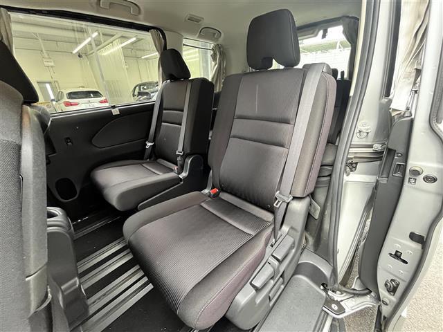 セレナ ハイウェイスター VセレクションII 禁煙車/純正9インチナビ/全方位カメラ/純正フリップダウンモニター/両側パワースライドドア/プロパイロット/クリアランスソナー/前後ドラレコ/LEDヘッドライト/ビルトインETC/プッシュスタート(25枚目)