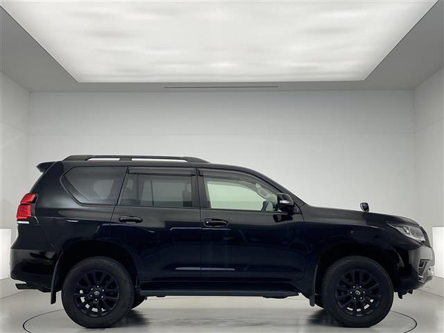 ランドクルーザープラド ＴＸ　Ｌパッケージ　マットブラックエディション　禁煙車／純正９インチナビ／バックカメラ／サンルーフ／追従クルーズコントロール／ＥＴＣ／前後ドライブレコーダー／シートヒーター／パワーシート／コーナーセンサー／電動格納サードシート／本革シート／ＬＥＤ（38枚目）