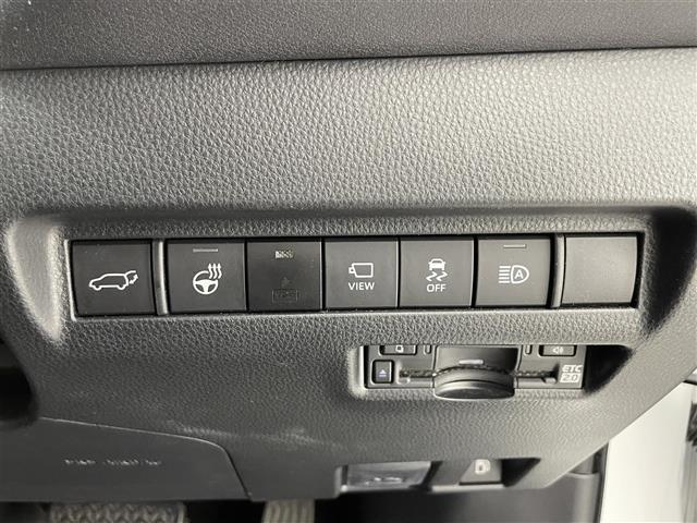 ハリアーハイブリッド Ｚ　レザーパッケージ　禁煙車／１２．３インチナビ／ＪＢＬプレミアムサウンド／パノラミックビューモニター／ＥＴＣ２．０／セーフティセンス／ブラインドスポットモニター／パーキングサポートブレーキ／パワーバックドア／ＬＥＤライト（8枚目）