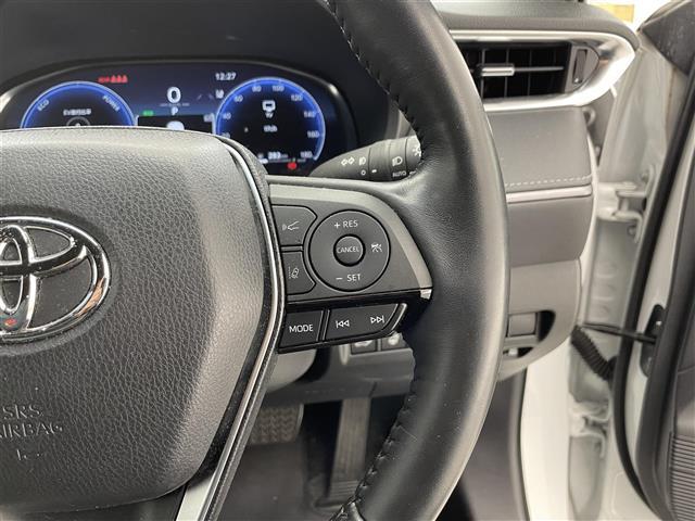 ハリアーハイブリッド Ｚ　レザーパッケージ　禁煙車／１２．３インチナビ／ＪＢＬプレミアムサウンド／パノラミックビューモニター／ＥＴＣ２．０／セーフティセンス／ブラインドスポットモニター／パーキングサポートブレーキ／パワーバックドア／ＬＥＤライト（14枚目）